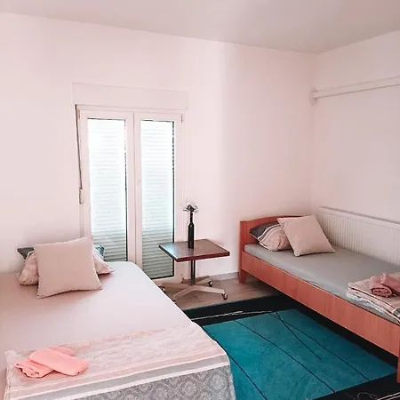 Poseidon House Appartement *